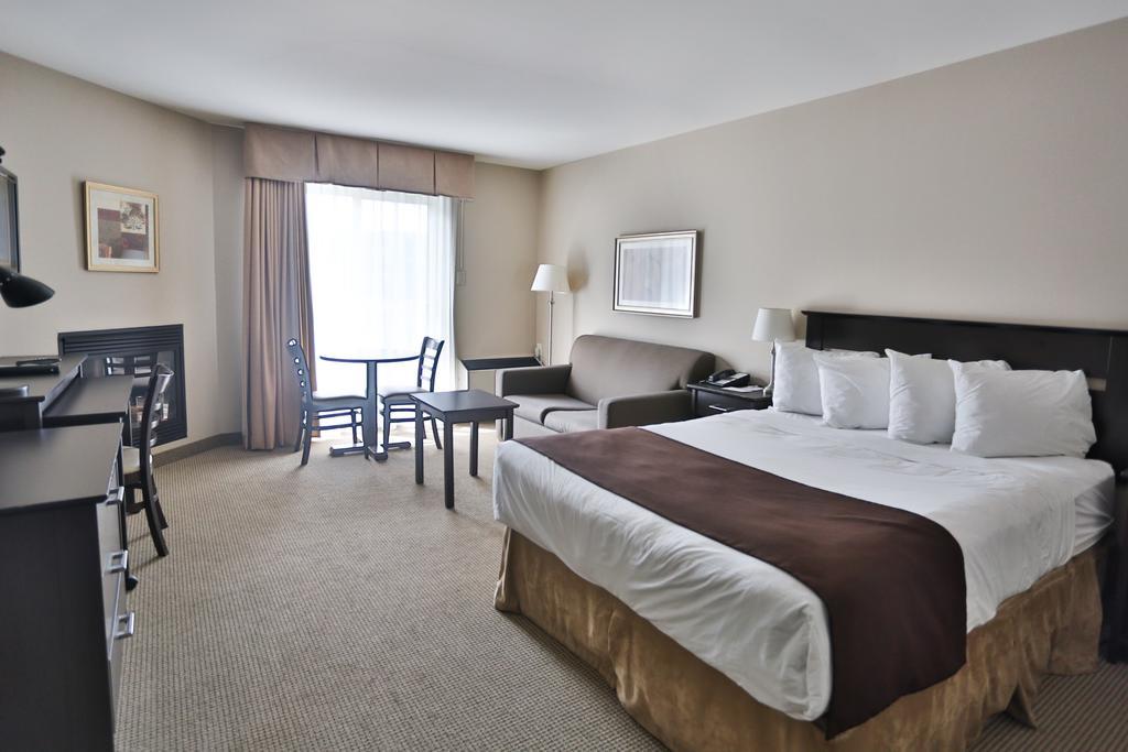 Hotel Le Versailles Saint-Sauveur-des-Monts Zimmer foto